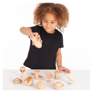 Space Adventure, fából készült figurákkal, szín: Natur, méret: 12-Aug cm – illusztráció