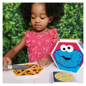 Magna-Tiles Structures, Tanulj Formákat Süti Szörnnyel, szín: Többszínű, méret: doboz: 17x7x16 cm – illusztráció