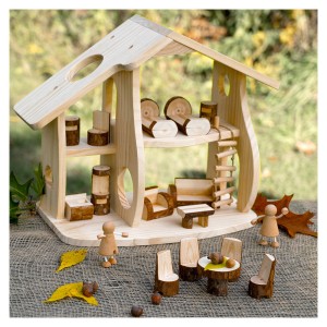Woodlands babaház bútorokkal, Guidecraft, szín: Natur, méret: 48x38x25 cm – illusztráció