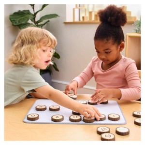 Mágneses számozott korongok, Guidecraft, szín: Többszínű – illusztráció